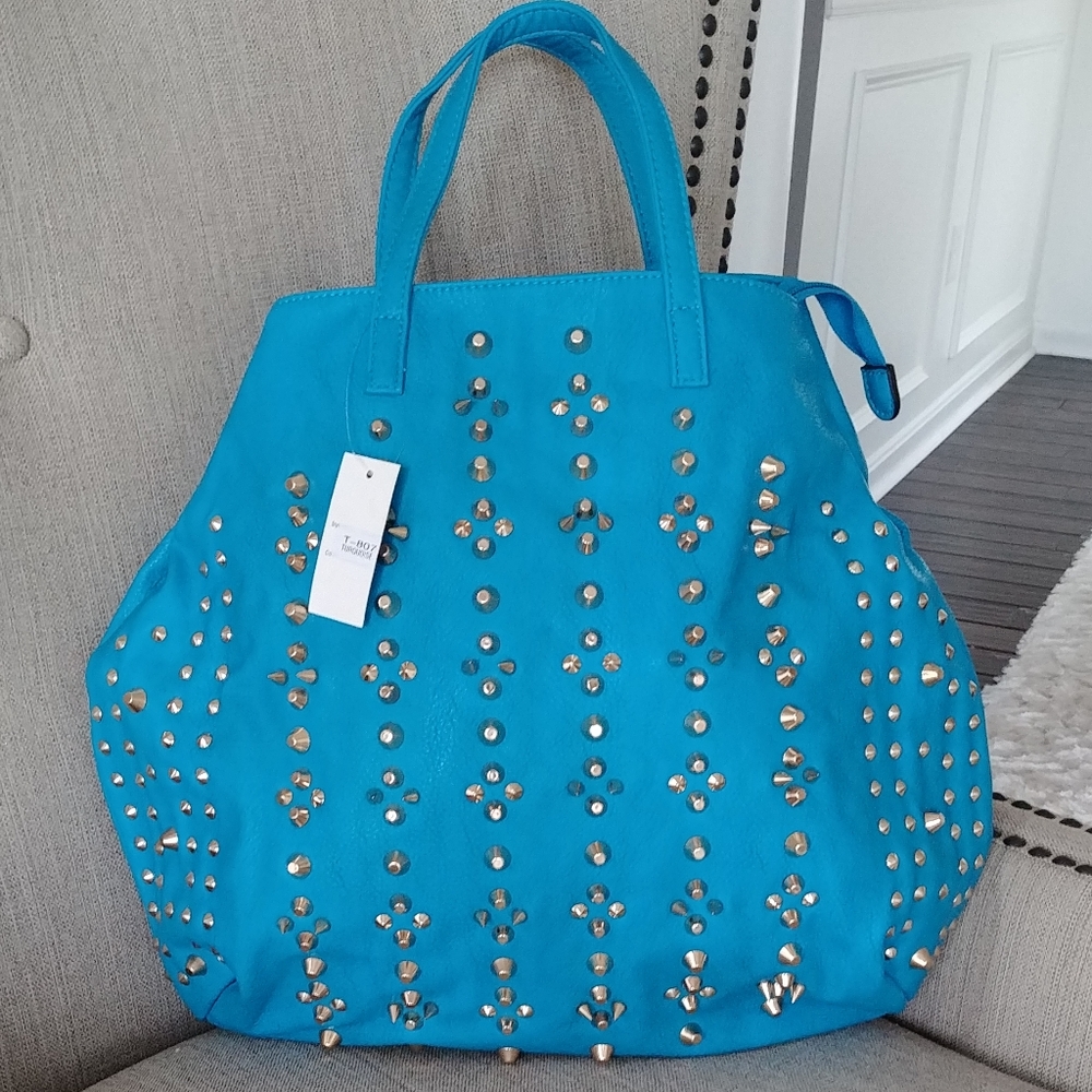 OVERSIZED TURQUOISE HANDBAG